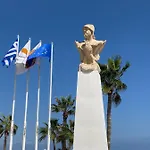Ithaki Phinikoudes No. 202 *