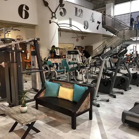 Ithaki Phinikoudes No. 202 *