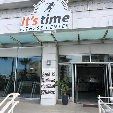 Ithaki Phinikoudes No. 202 Appartamento Larnaca