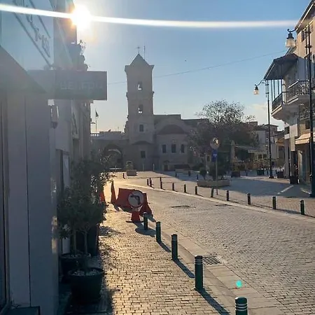 Ithaki Phinikoudes No. 202 Appartamento Larnaca